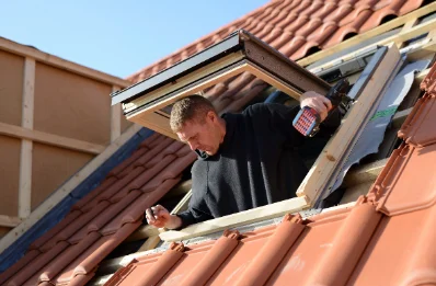 Pose de fenêtres de toit Velux à Sarrey